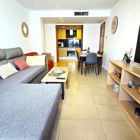 Nexthome Town Center & Pool Apartmán